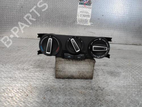 Used Climate control VW POLO V (6R1, 6C1) 1.2 TSI 16V (90 hp) 24091169