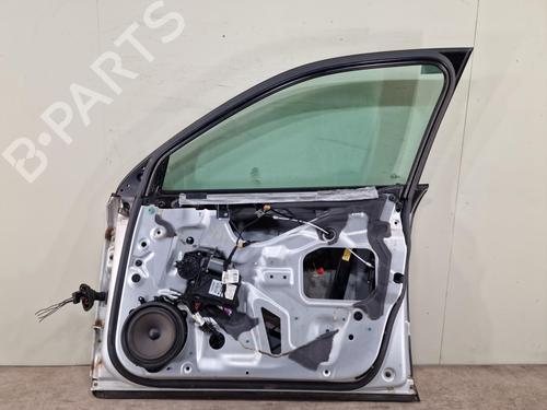 Used Right front door AUDI A4 B6 Avant (8E5) 1.9 TDI (130 hp) 24101017