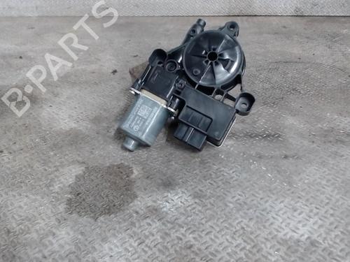 Rudehejsemotor bagstkærm venstre SEAT LEON (5F1) 1.6 TDI (105 hp) 24081558