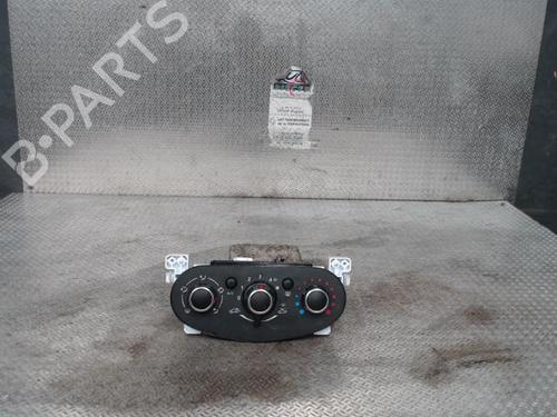 Used Climate control DACIA SANDERO II TCe 90 (B8M1, B8MA, B8AC) (90 hp) 24094096
