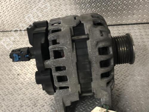 Used Alternator Alternator RENAULT TWINGO III (BCM_, BCA_) 1.0 SCe 70 (71 hp) 24084660 24084660