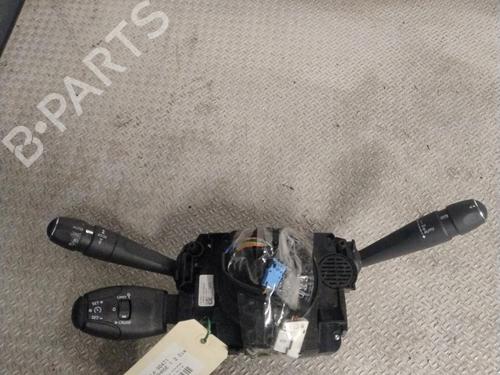 switch-peugeot-expert-van-v_-2016-35269567 main image