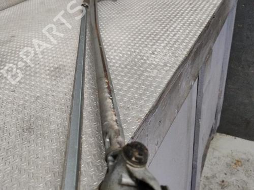 Used Front wiper motor Front wiper motor PEUGEOT 308 I (4A_, 4C_) 1.6 HDi (109 hp) 25858479 25858479