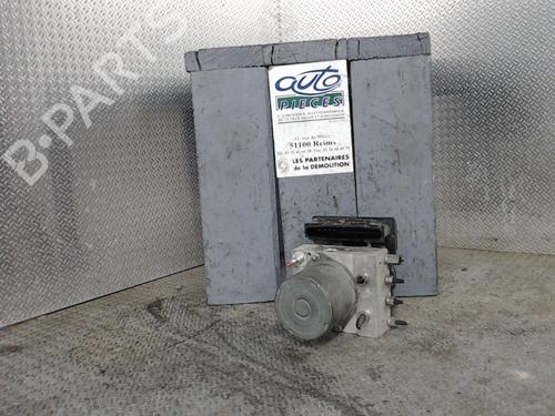 Bremsaggregat ABS für TOYOTA AURIS (_E15_) 2.0 D-4D (ADE150_, ADE150R) (126 hp) 30483706