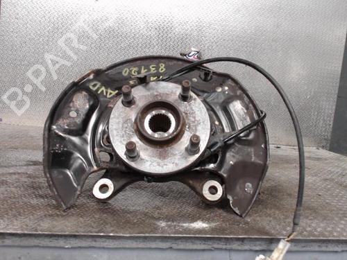 Used Right front steering knuckle Right front steering knuckle TOYOTA YARIS (_P9_) 1.4 D-4D (NLP90_, NLP90R) (90 hp) 24093211 24093211