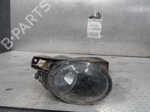 right-front-fog-light-vw-passat-b6-3c2-2005-2006-2007-2008-2009-2010-2011-24098226 main image