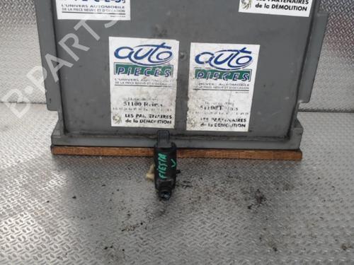 Used Washer pump Washer pump FORD FIESTA V (JH_, JD_) 1.4 TDCi (68 hp) 24072487 24072487