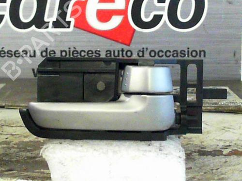 Used Rear right interior door handle Rear right interior door handle SUZUKI SWIFT III (MZ, EZ) 1.3 (RS413, ZC11S) (92 hp) 24065701 24065701