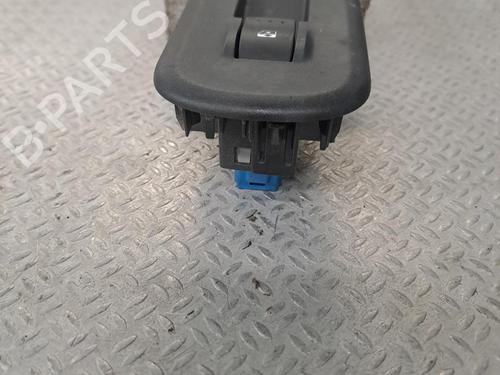 switch-opel-movano-b-platformchassis-x62-2010-24060416 main image