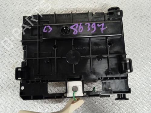 Used Fuse box CITROËN C3 I (FC_, FN_) 1.4 HDi (68 hp) 30484536