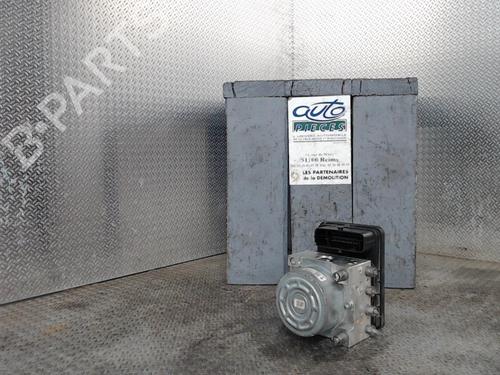 Used ABS pump ABS pump RENAULT TALISMAN (LP_) 1.6 dCi 130 (130 hp) 30483768 30483768