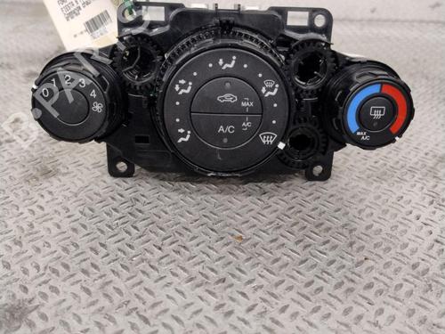 AC Styreenhet / Manøvreringsenhet FORD FIESTA VI (CB1, CCN) 1.25 | BP30403681I5