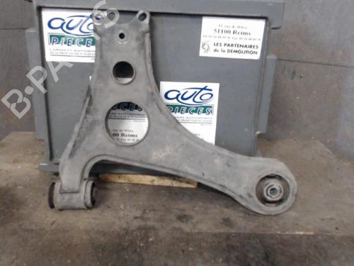Used Right front suspension arm MERCEDES-BENZ A-CLASS (W168) A 170 CDI (168.009, 168.109) (95 hp) 24067613