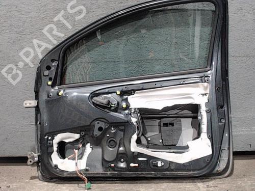 Used Right front door PEUGEOT 107 (PM_, PN_) 1.0 (68 hp) 24101386