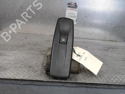 Interruttore Interruttore RENAULT LAGUNA III Grandtour (KT0/1) 2.0 dCi (KT01, KT08, KT09, KT0K, KT12, KT1D, KT1W) (150 hp) 24091427 24091427
