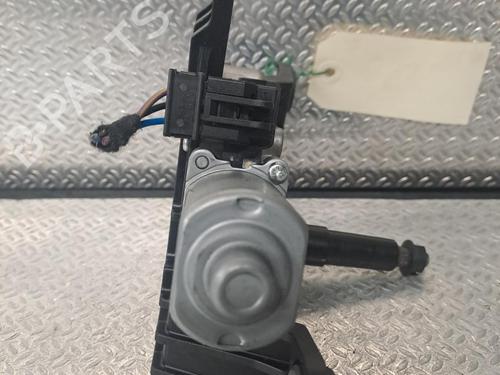 rear-wiper-motor-opel-astra-k-b16-2015-2016-2017-2018-2019-2020-2021-2022-24097894 main image