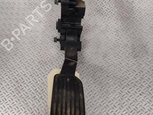 pedal-nissan-pulsar-hatchback-c13-2014-25703558 main image