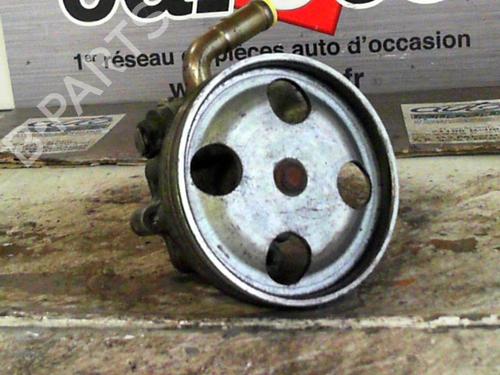 Used Steering pump FORD FIESTA V (JH_, JD_) 1.4 TDCi (68 hp) 24064316