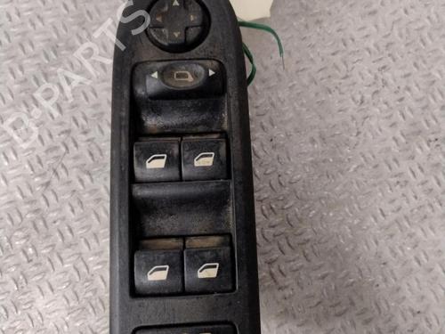 Used Left front window switch Left front window switch PEUGEOT 308 I (4A_, 4C_) 1.6 HDi (90 hp) 28573025 28573025