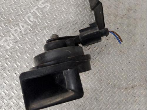 Horn AUDI Q3 (8UB, 8UG) 2.0 TDI (150 hp) 29929389