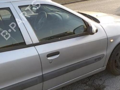 Used Right front door Right front door 24082401 24082401