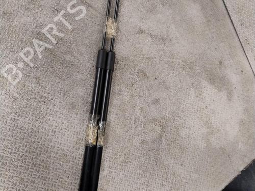 Used Hood lift support Hood lift support PEUGEOT 508 II (FB_, FH_, F3_) 1.5 BlueHDI 130 (FBYHZJ, FBYHZR) (131 hp) 33331084 33331084