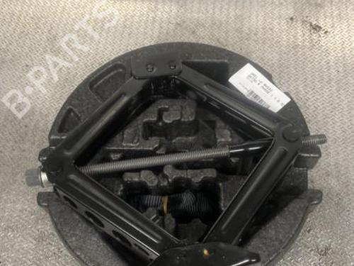 other-opel-astra-k-b16-2015-2016-2017-2018-2019-2020-2021-2022-24101159 main image