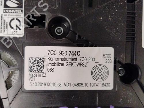 Used Instrument cluster VW CRAFTER Van (SY_, SX_) 2.0 TDI FWD (SYB, SYC, SYD) (140 hp) 26514313