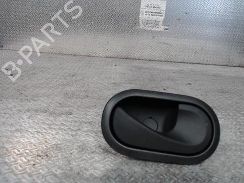 hyre-foran-invendig-handtak-renault-master-iii-bus-jv-2011-24091147 main image