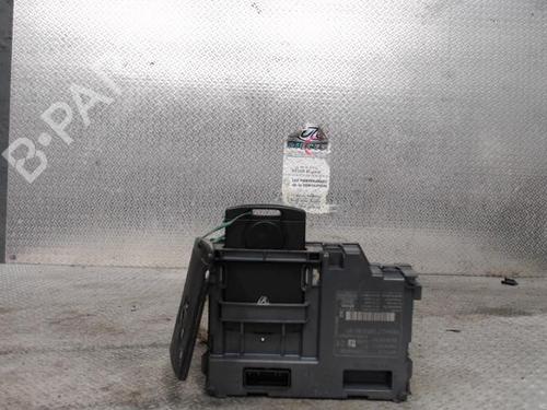 Used Card reader Card reader RENAULT CAPTUR I (J5_, H5_) 0.9 TCe 90 (90 hp) 24096417 24096417