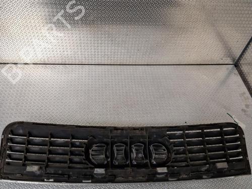 Used Grille AUDI A4 B6 Avant (8E5) 1.9 TDI (130 hp) 24060702
