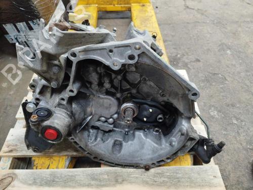 Used Gearbox CITROËN C2 (JM_) 1.1 (60 hp) 24090343