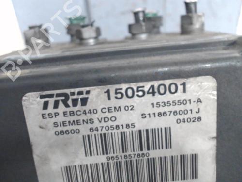 Used ABS pump PEUGEOT 407 (6D_) 2.0 HDi 135 (6DRHRH, 6DRHRE, 6DRHRG, 6DRHRJ) (136 hp) 30483391