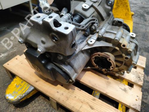Gearbox VW GOLF VI (5K1) 1.6 TDI | BP30164166M3