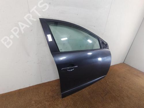Used Right front door Right front door 39060832 39060832