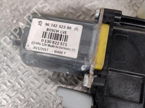Rudehejsemekanisme ventre foran CITROËN C4 CACTUS 1.2 VTi 82 | BP37163047C22 - Image 3