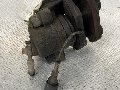 Used Left front brake caliper Left front brake caliper AUDI A3 (8P1) 1.9 TDI (105 hp) 24061134 24061134