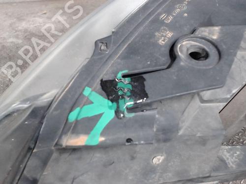 Used Right headlight Right headlight VW PASSAT B6 (3C2) 1.9 TDI (105 hp) 24092812 24092812