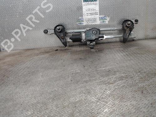Used Front wiper motor MAZDA 2 Hatchback (DL, DJ) 1.5 SKYACTIV-G (90 hp) 24081155