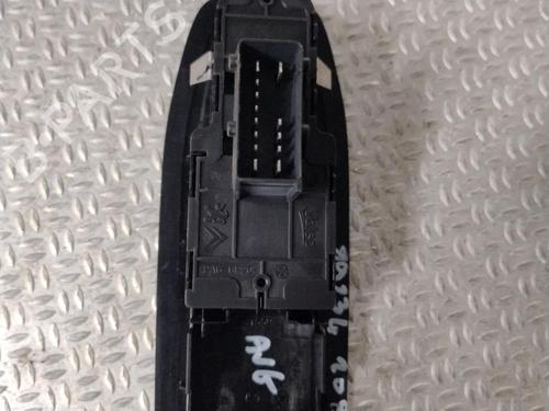Left front window switch PEUGEOT 208 I (CA_, CC_) 1.2 VTI 82 | BP30522061I27 - Image 2