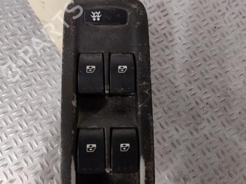 Used Left front window switch Left front window switch RENAULT SCÉNIC II (JM0/1_) [2003-2010] 26328548 26328548