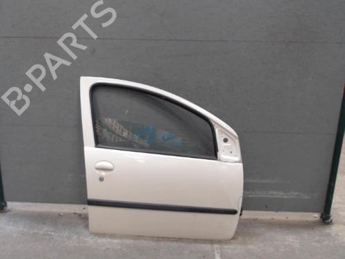 Used Right front door PEUGEOT 107 (PM_, PN_) 1.0 (68 hp) 24085739