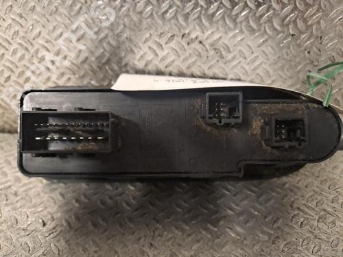 Left front window switch CITROËN C3 II (SC_) 1.6 HDi | BP24088907I27 - Image 2