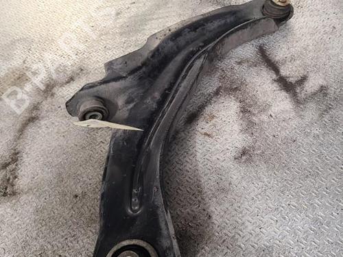 Used Right front suspension arm RENAULT CLIO IV (BH_) 1.5 dCi 75 (75 hp) 24098694