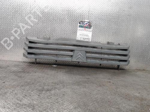 Used Grille CITROËN C15 Box Body/MPV (VD_) 1.9 D (60 hp) 24088885