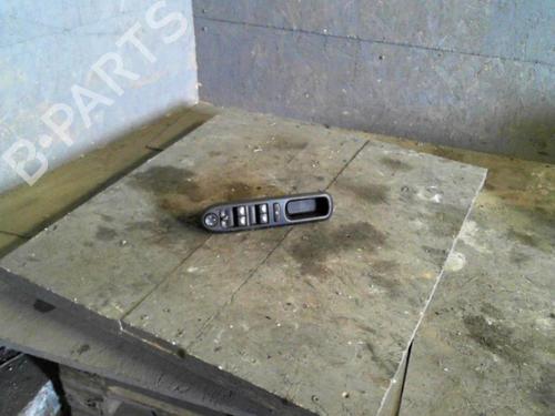 Used Left front window switch Left front window switch PEUGEOT 407 (6D_) 1.6 HDi 110 (6D9HZC, 6D9HYC) (109 hp) 24065284 24065284