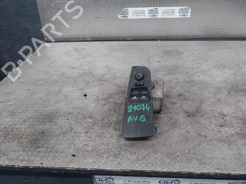 Used Left front window switch FIAT GRANDE PUNTO (199_) 1.4 T-Jet (199AXM1A, 199BXM1A, 199BXN1A) (120 hp) 24097193