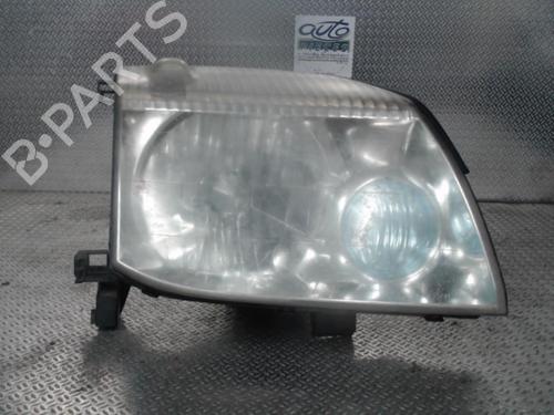 Used Right headlight NISSAN X-TRAIL I (T30) 2.2 dCi 4x4 (136 hp) 24075005