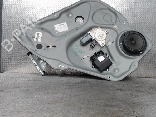 Rudehejsemekanisme Højre bagtil MERCEDES-BENZ A-CLASS (W169) A 200 CDI (169.008, 169.308) (140 hp) 24095345
