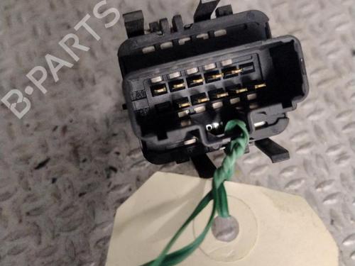 left-front-window-switch-renault-clio-ii-bb_-cb_-1998-1999-2000-2001-2002-2003-2004-2005-2006-2007-2008-2009-2010-2011-2012-2013-2014-2015-2016-31843123 main image
